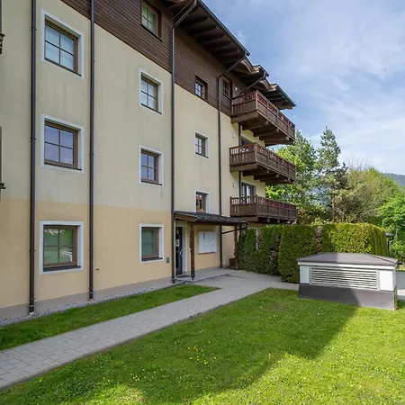 Ski & Golf Top 6 By Four Seasons كابرون